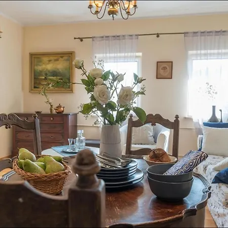 P&o Nowowiejska Apartment